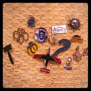 Vintage Lapel Pins Brooches Tie tacks